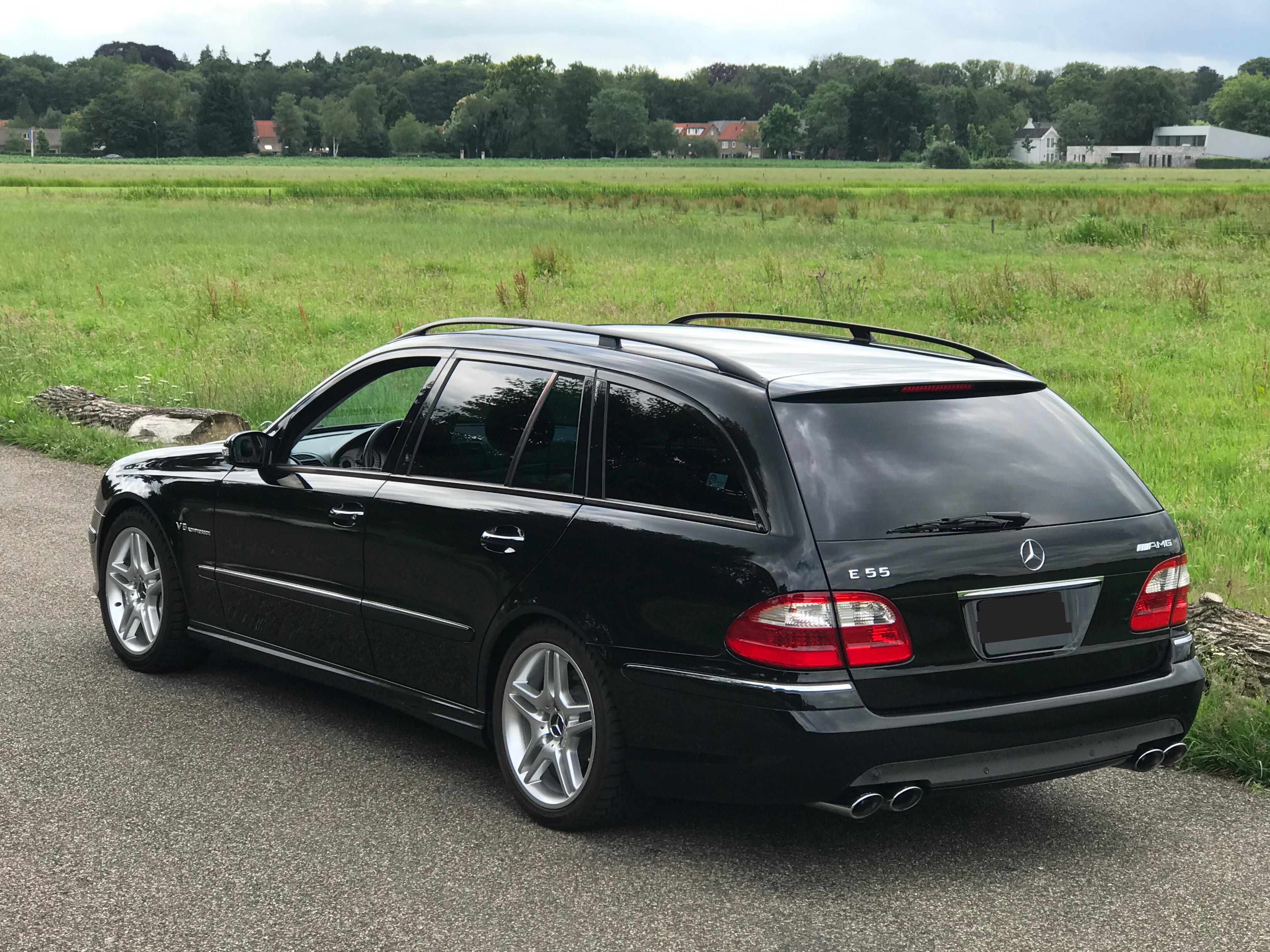 Мерседес бенц e55 amg